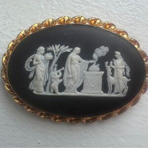 Vintage Van dell Oblong Wedgwood Black Jasperware Cameo